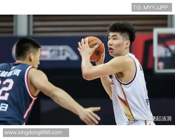 余嘉豪的成长之路与篮球梦想的追逐历程探秘